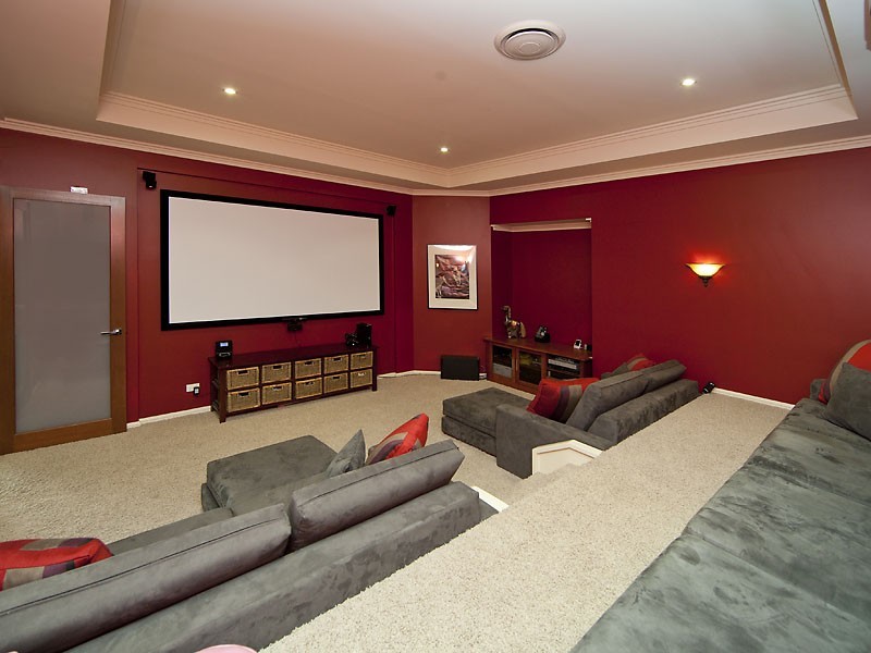 10 Pacific Avenue, Atwell WA 6164