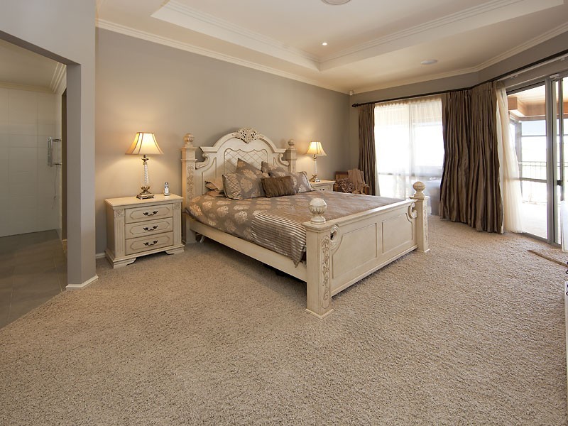 10 Pacific Avenue, Atwell WA 6164