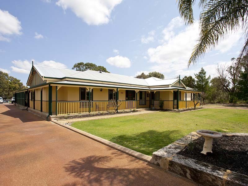 19 Craddon Road, Oakford WA 6121