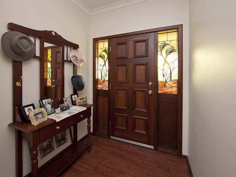 19 Craddon Road, Oakford WA 6121