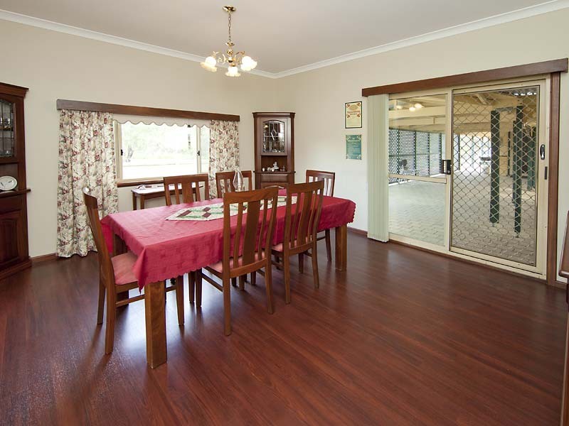 19 Craddon Road, Oakford WA 6121