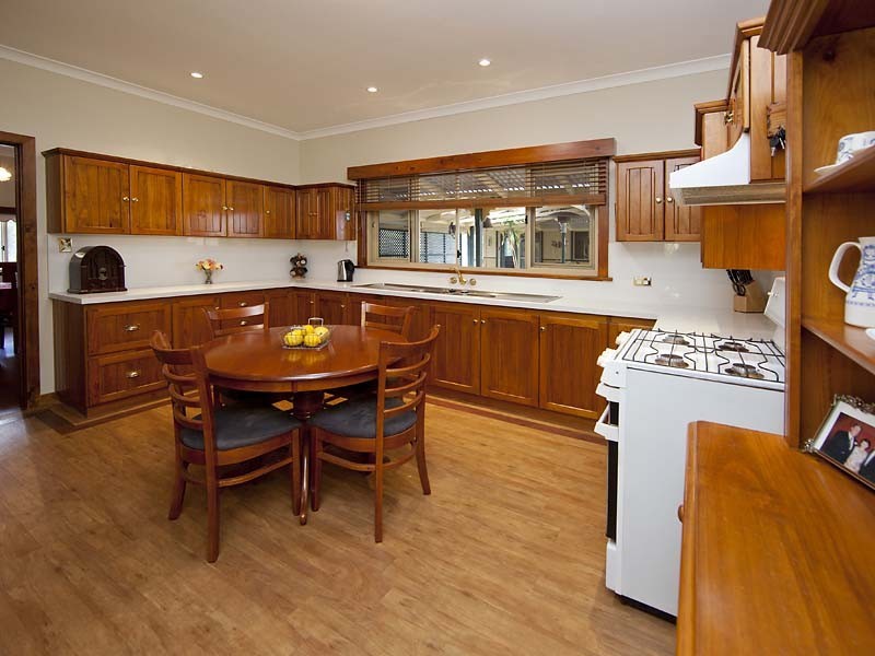 19 Craddon Road, Oakford WA 6121