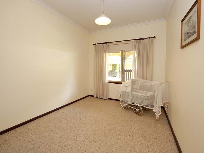 19 Craddon Road, Oakford WA 6121