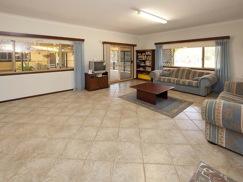 19 Craddon Road, Oakford WA 6121