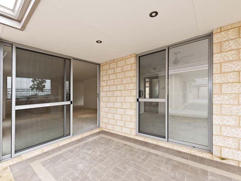 9 Frost Bend, Canning Vale WA 6155