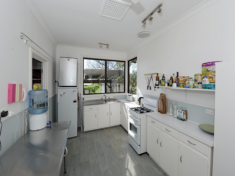 13 Coates Street, Hamilton Hill WA 6163