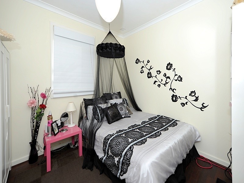 13 Coates Street, Hamilton Hill WA 6163