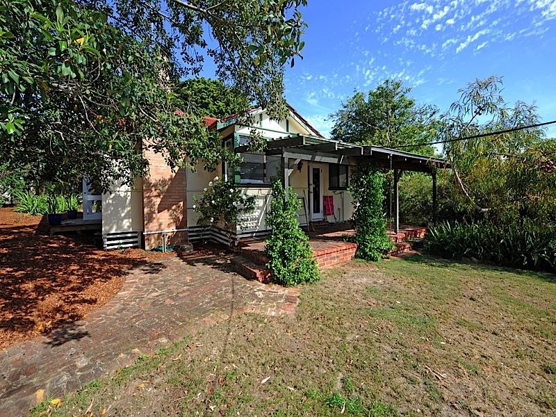 13 Coates Street, Hamilton Hill WA 6163