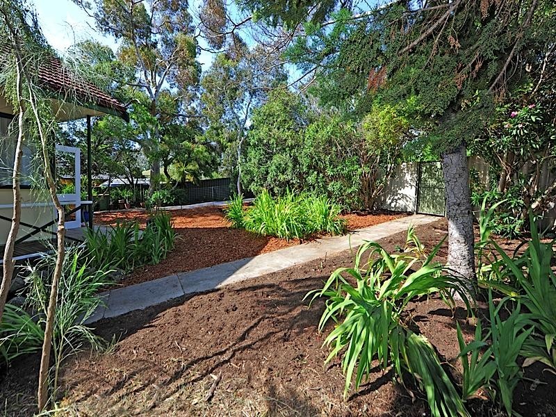 13 Coates Street, Hamilton Hill WA 6163