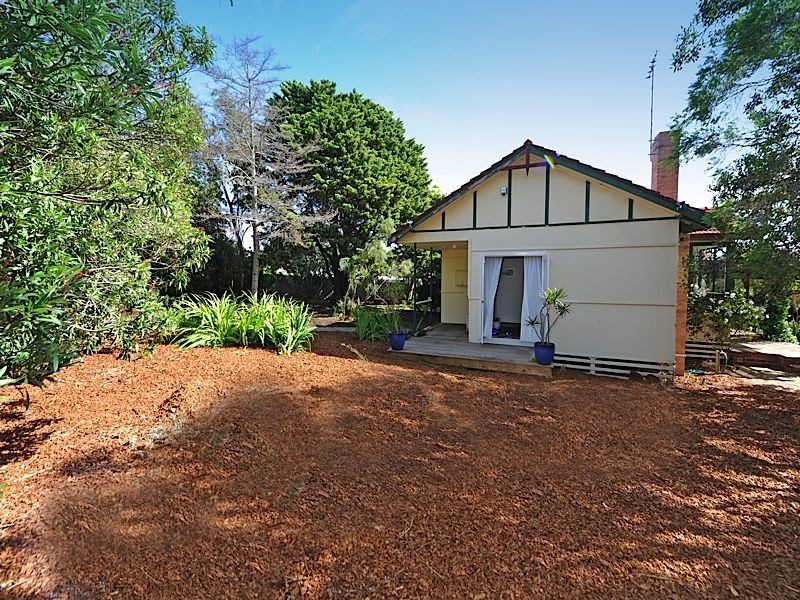 13 Coates Street, Hamilton Hill WA 6163
