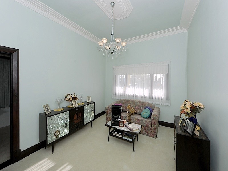 140 Solomon Street, Beaconsfield WA 6162