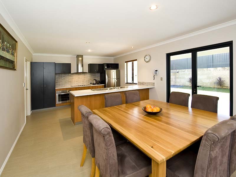 47 Moran Court, Beaconsfield WA 6162