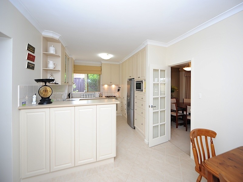 99 Murray Road, Bicton WA 6157