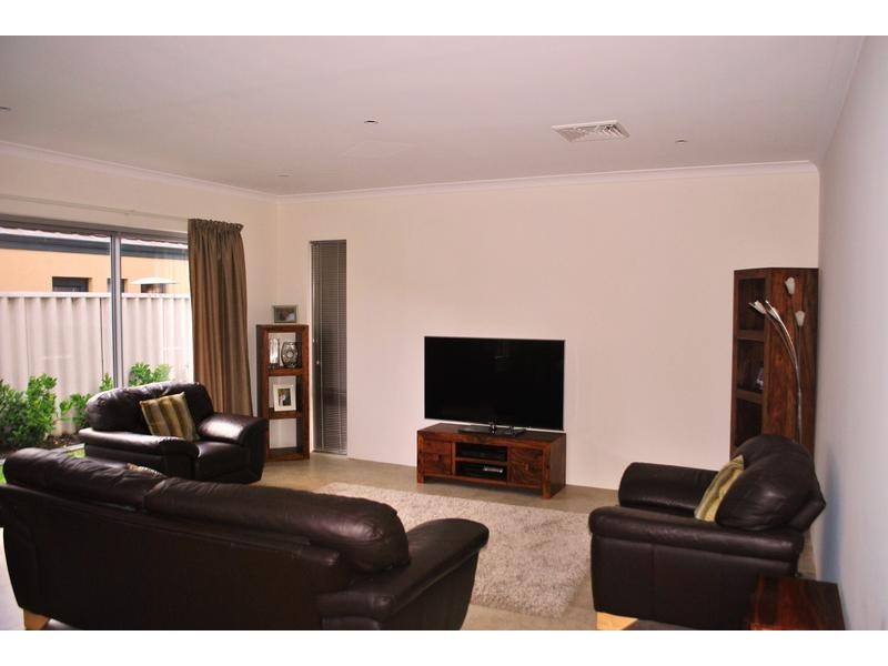 11A Daniel Street, Attadale WA 6156
