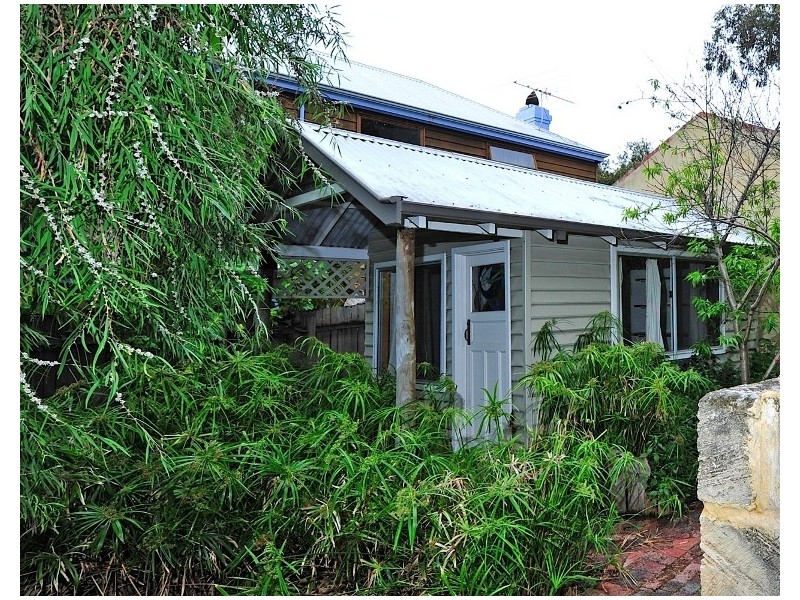 133 Attfield Street, South Fremantle WA 6162