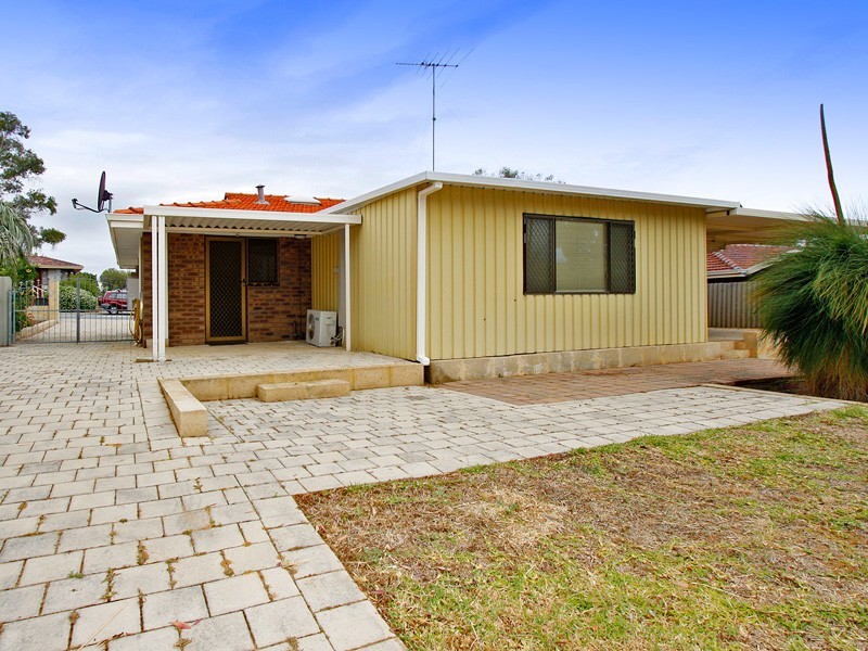 99 Marvel Street, Munster WA 6166