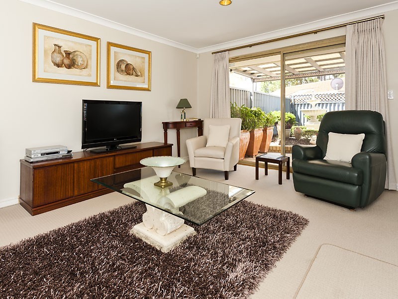 3/6 Shann Grove, Kardinya WA 6163