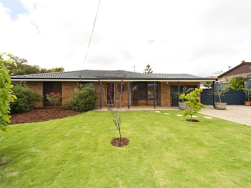 4 Reveley Court, Samson WA 6163