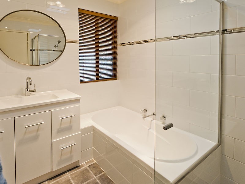 4 Reveley Court, Samson WA 6163