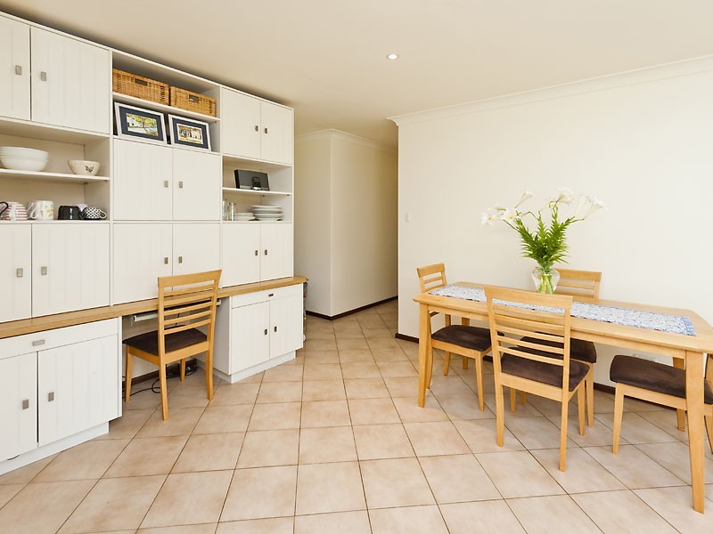 4 Reveley Court, Samson WA 6163