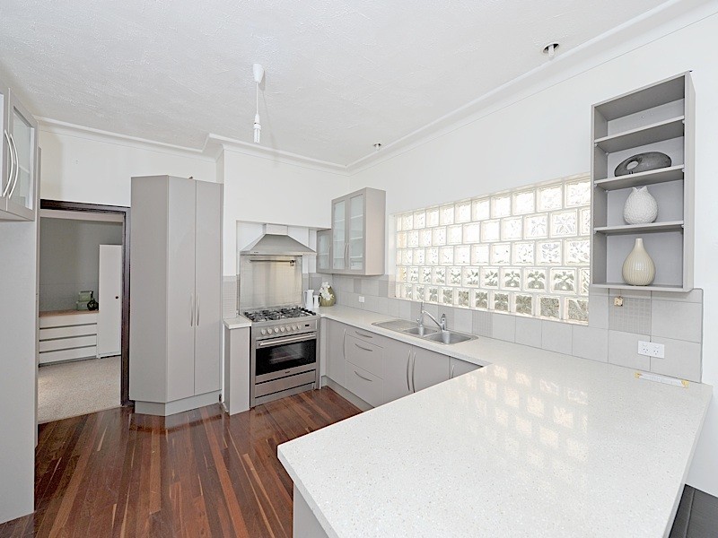 14 Wardle Road, Beaconsfield WA 6162