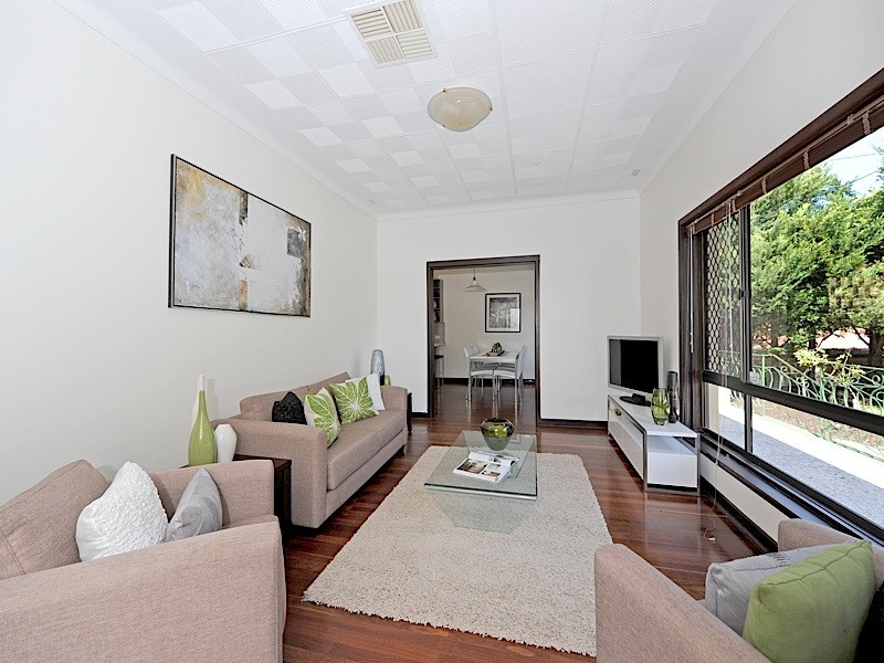 14 Wardle Road, Beaconsfield WA 6162