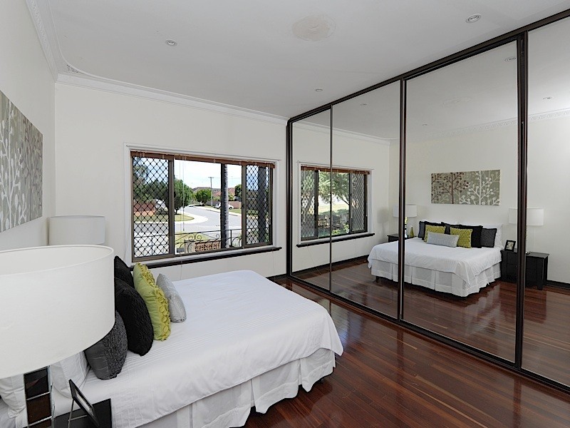 14 Wardle Road, Beaconsfield WA 6162