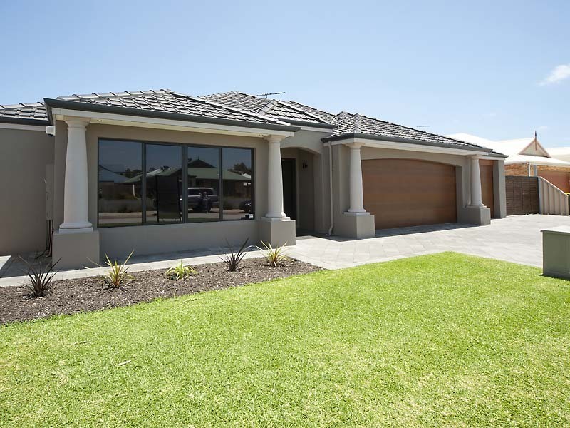 15 Serene Bend, Atwell WA 6164