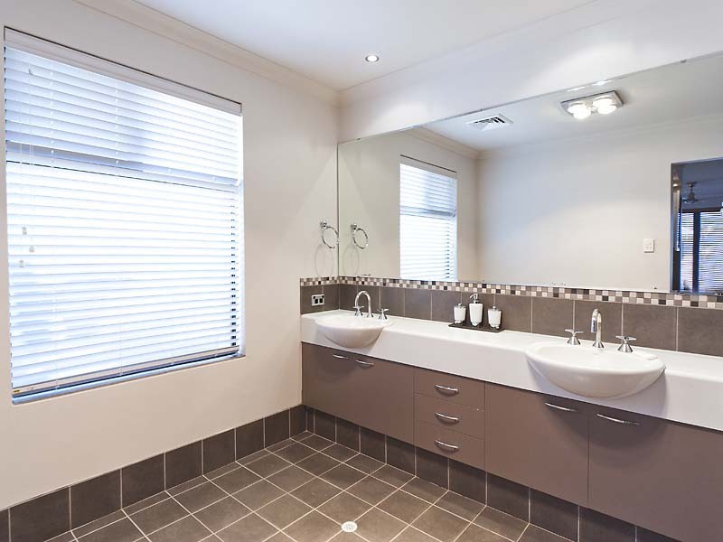 15 Serene Bend, Atwell WA 6164