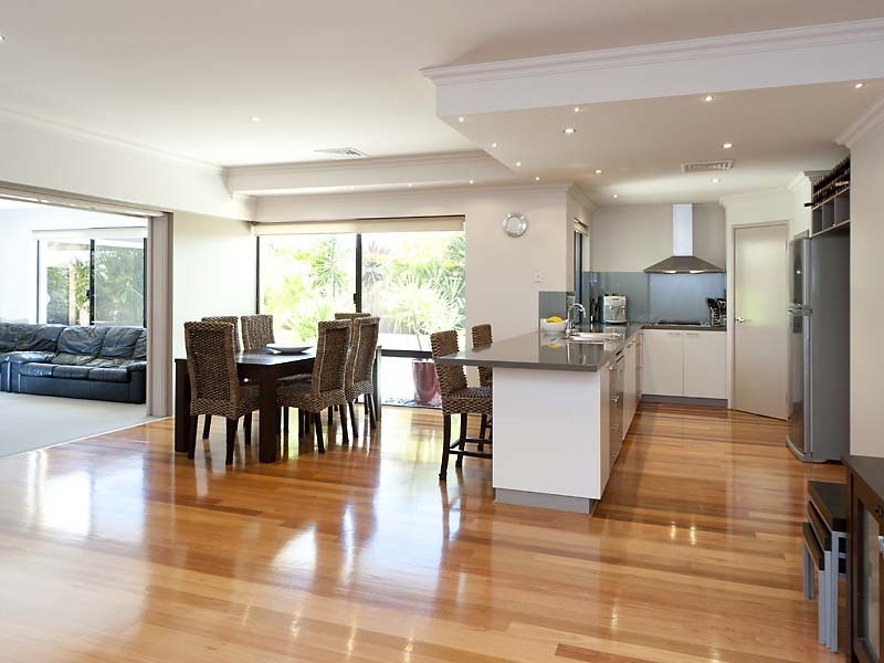 15 Serene Bend, Atwell WA 6164