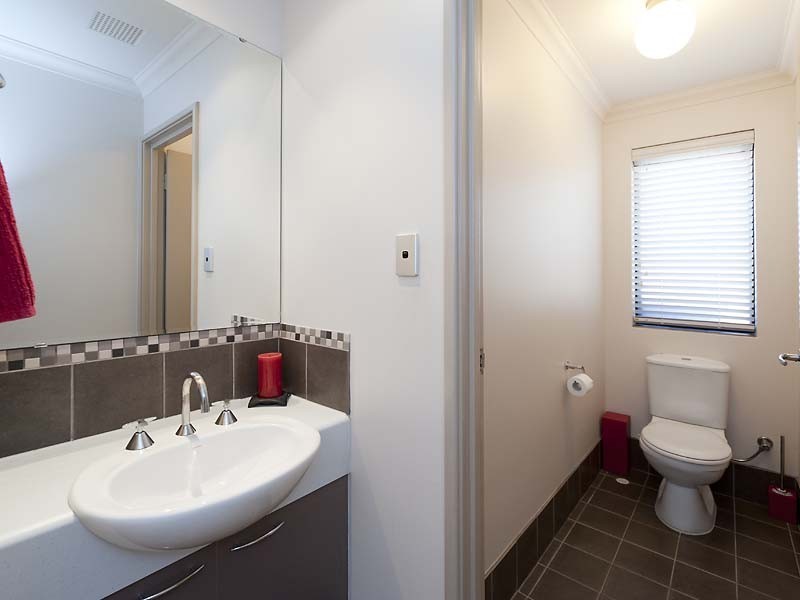 15 Serene Bend, Atwell WA 6164