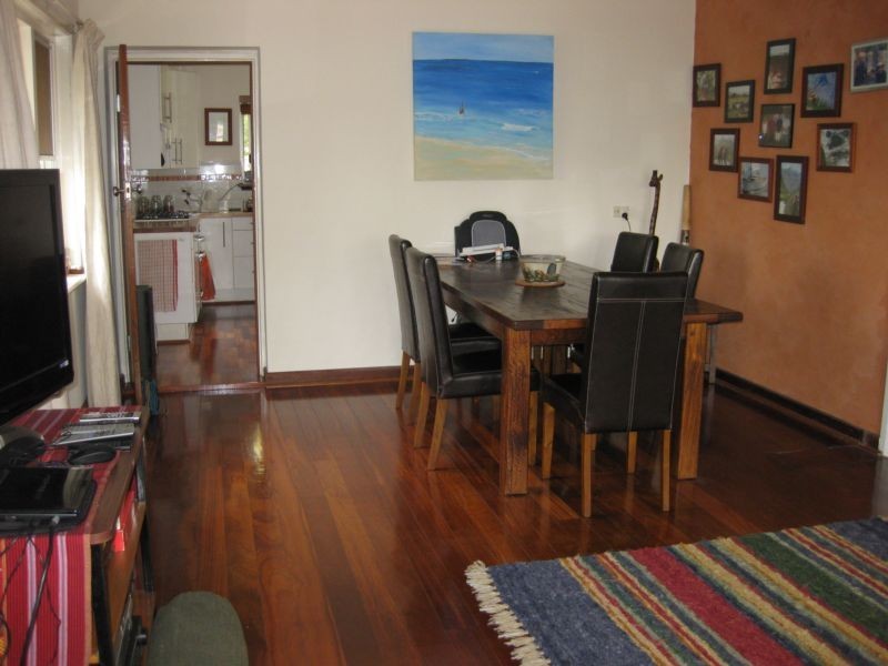 10 Coleman Crescent, Melville WA 6156