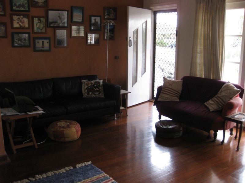 10 Coleman Crescent, Melville WA 6156