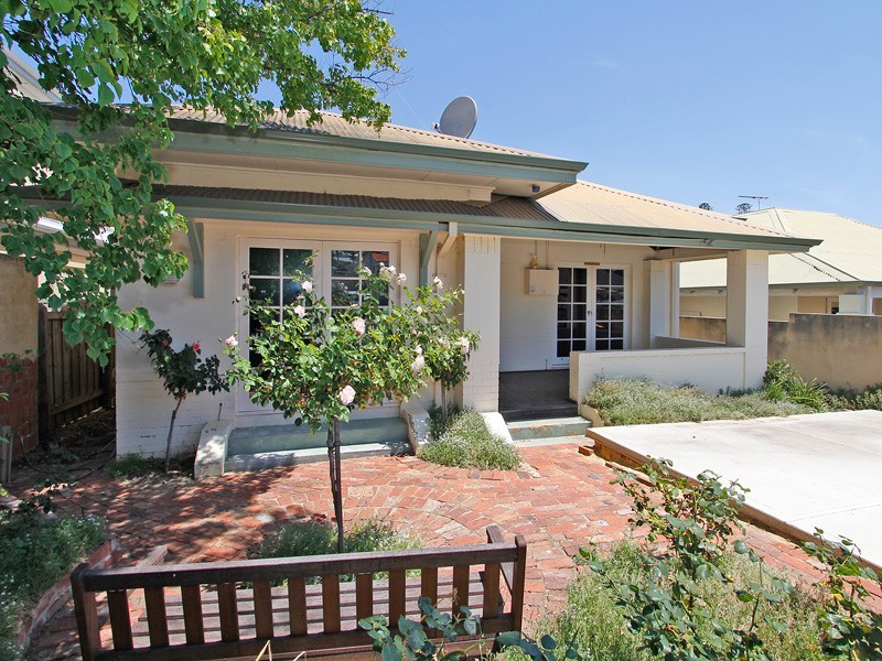21 Albion Street, Cottesloe WA 6011