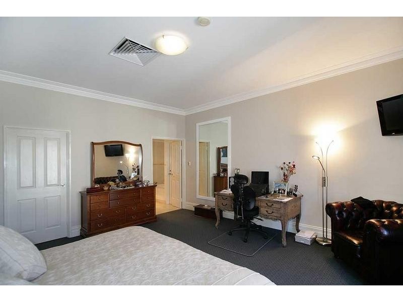 11/10 Doepel Street, North Fremantle WA 6159