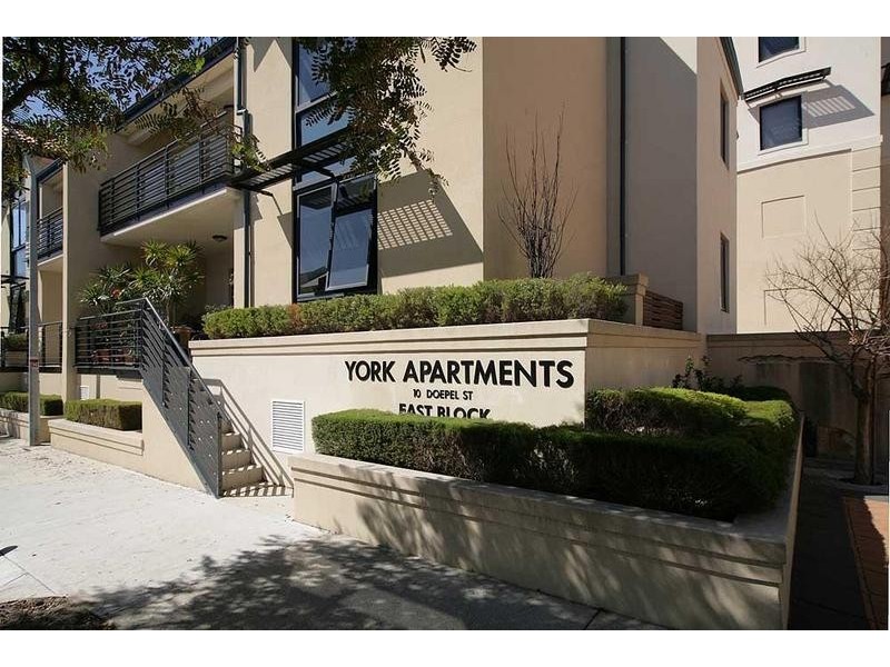 11/10 Doepel Street, North Fremantle WA 6159