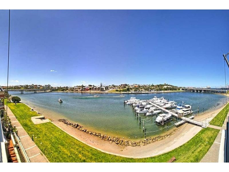 11/10 Doepel Street, North Fremantle WA 6159