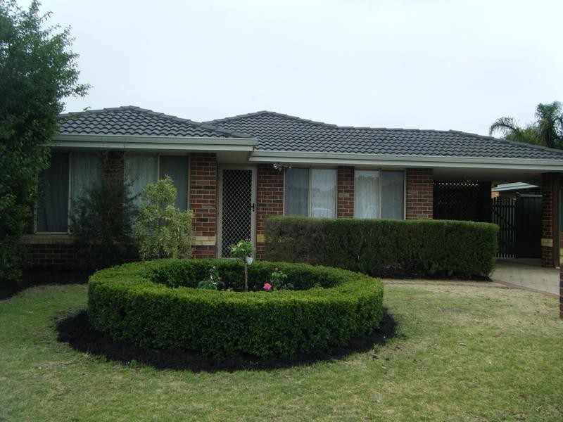 16 Dunnage Court, Atwell WA 6164