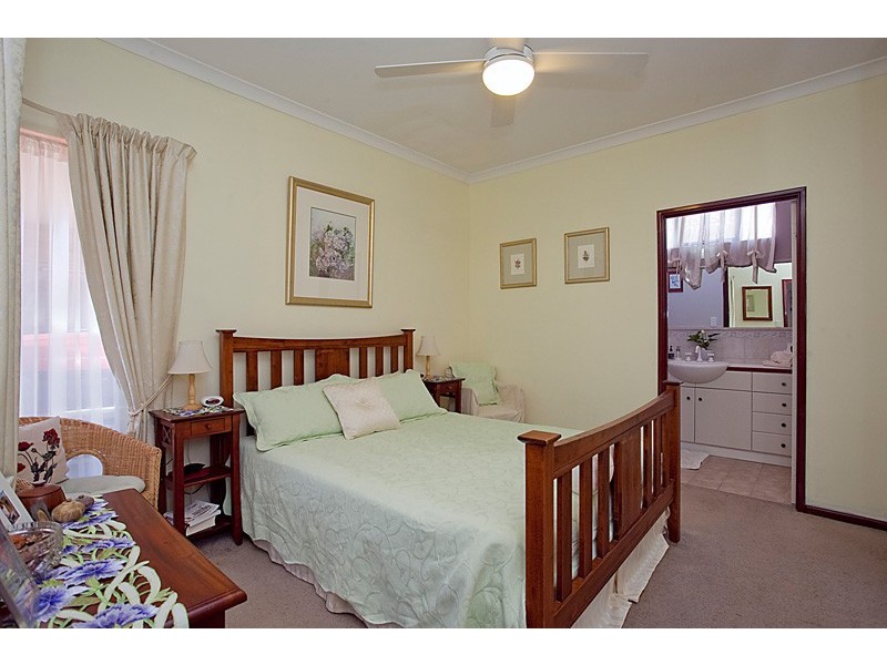 16 Delamere Lane, Beaconsfield WA 6162