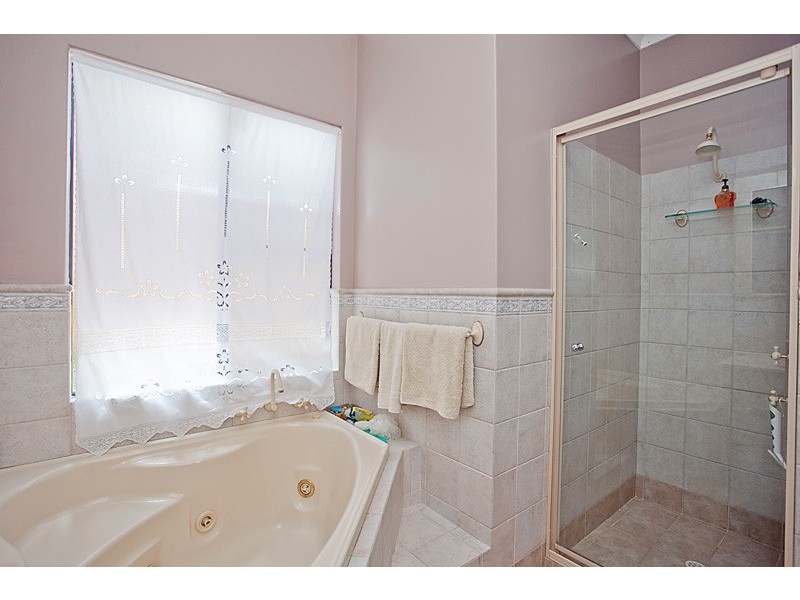 16 Delamere Lane, Beaconsfield WA 6162