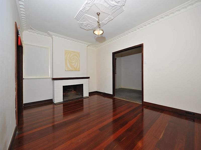 25 Wrexham Street, Bicton WA 6157