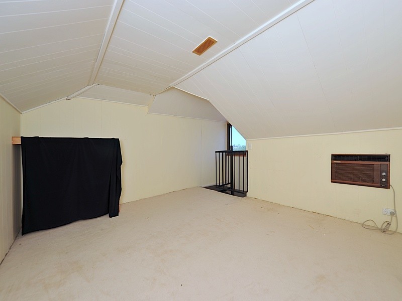 25 Wrexham Street, Bicton WA 6157