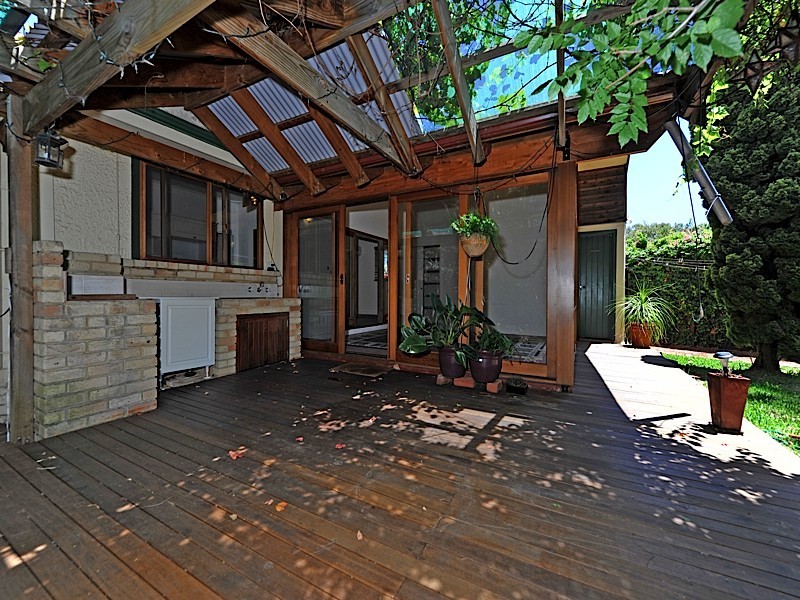 25 Wrexham Street, Bicton WA 6157