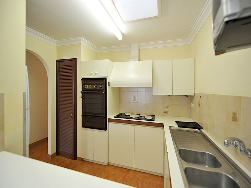 2/169 Marmion Street, Fremantle WA 6160