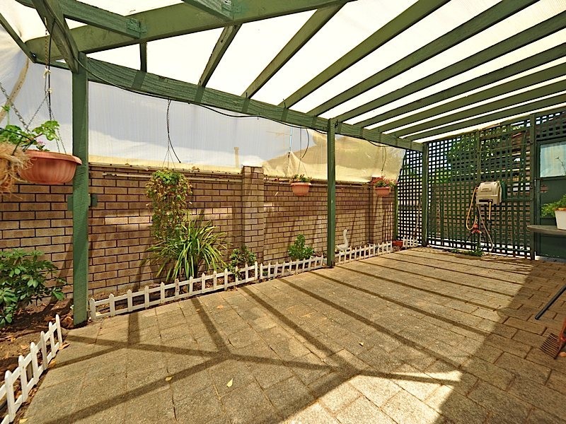 2/169 Marmion Street, Fremantle WA 6160