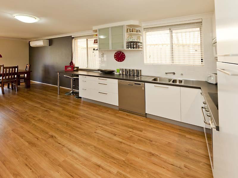 98 Winterfold Road, Samson WA 6163