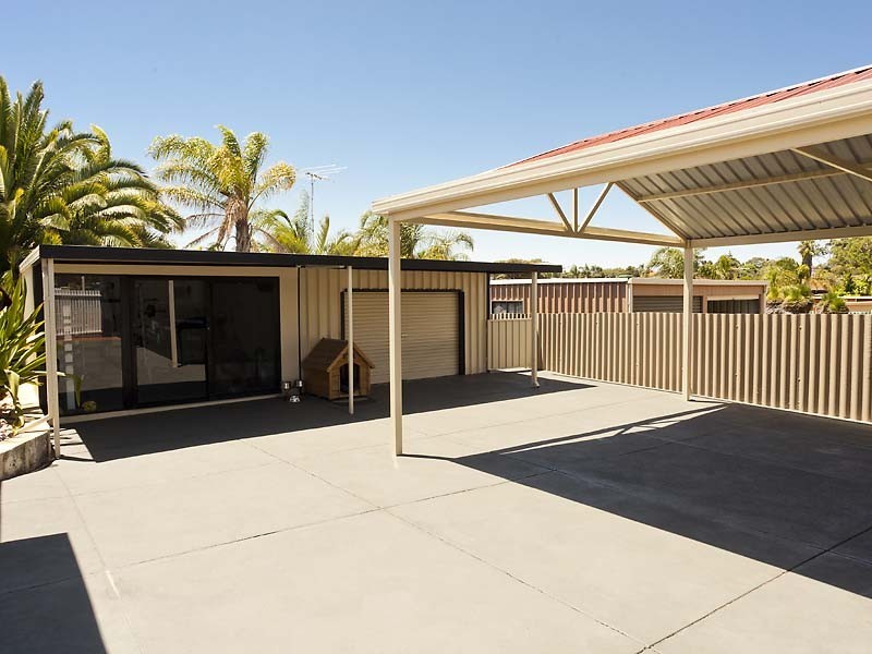 98 Winterfold Road, Samson WA 6163
