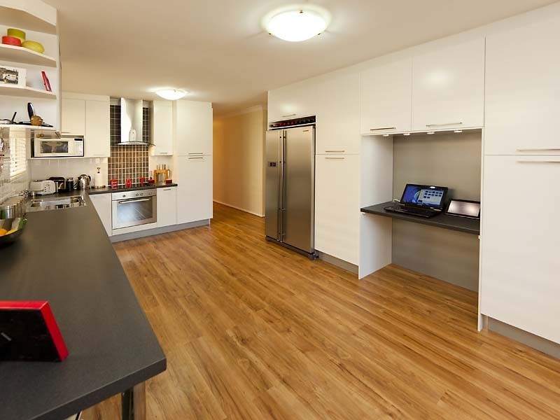 98 Winterfold Road, Samson WA 6163