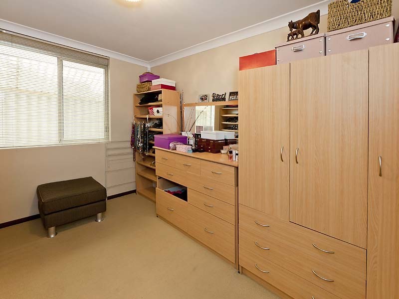 98 Winterfold Road, Samson WA 6163