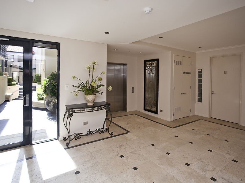 24/10 Doepel Street, North Fremantle WA 6159